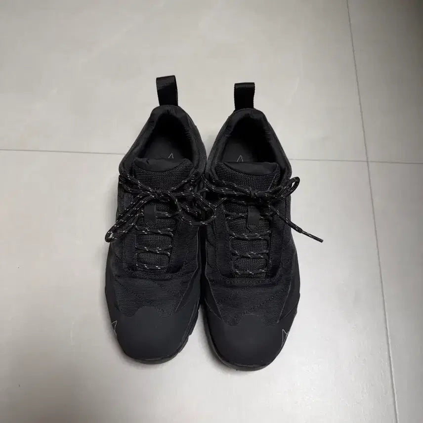 [BUNJANG] ROA Loa Katarina Black Shoes Size 42 / 로아 카타리나 블랙 42
