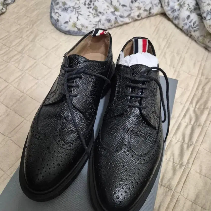 [BUNJANG] Thom Browne Wingtip Shoes / 톰브라운 윙팁