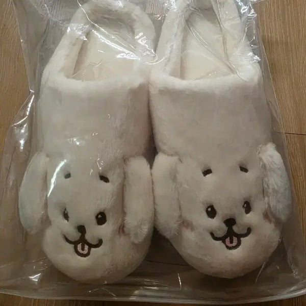 [BUNJANG] Wishdoll Dangtreeber Dangtree Room Shoes Indoor Slippers / 위시돌 룸슈즈 댕트리버 댕트 룸슈즈 실내화