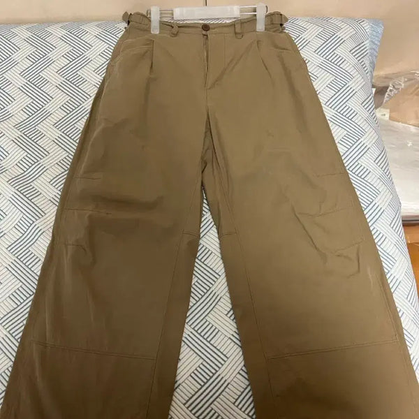 [BUNJANG] Polerue 25ss 3 Dartchino Beige Pants / 25ss 폴리테루 3 다트치노 베이지 3