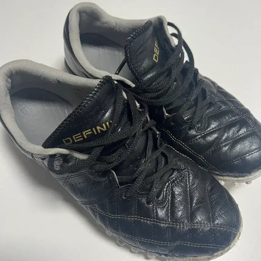 [BUNJANG] Definitive BS Two Futsal Cleats / 데피니브 bs two tf 축살화 풋살화