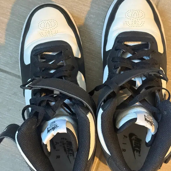 [BUNJANG] Stussy x Nike Air Force 1 Low 'Black White' Sneakers / 스투시 에어포스 275 팝니다