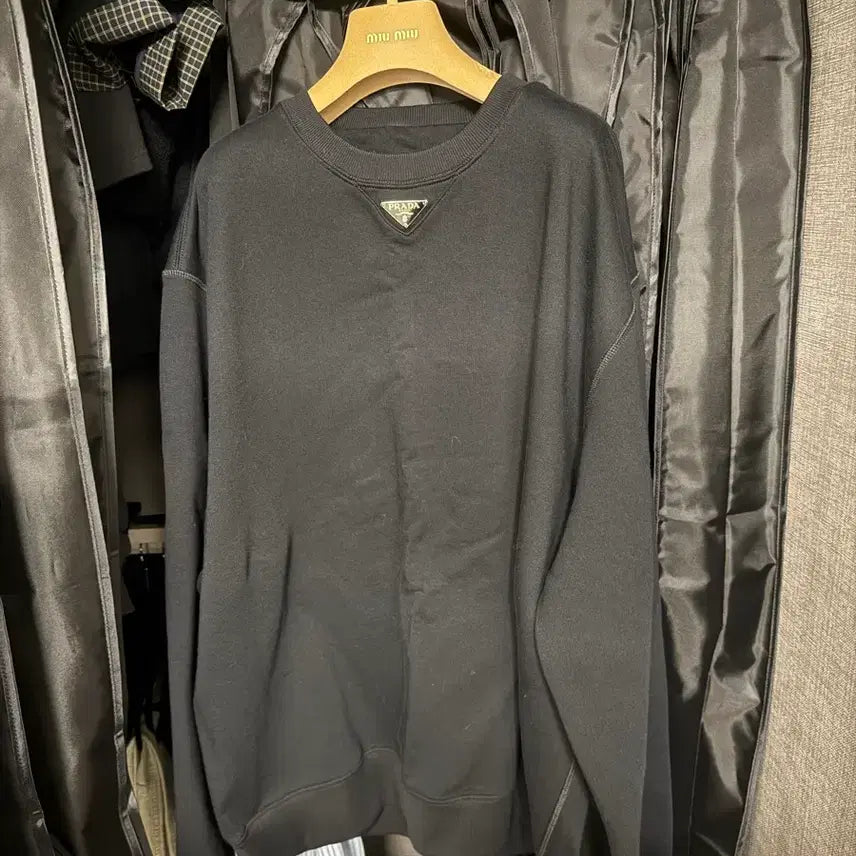 [BUNJANG] Prada Sweatshirt XXL / 프라다 맨투맨(XXL)