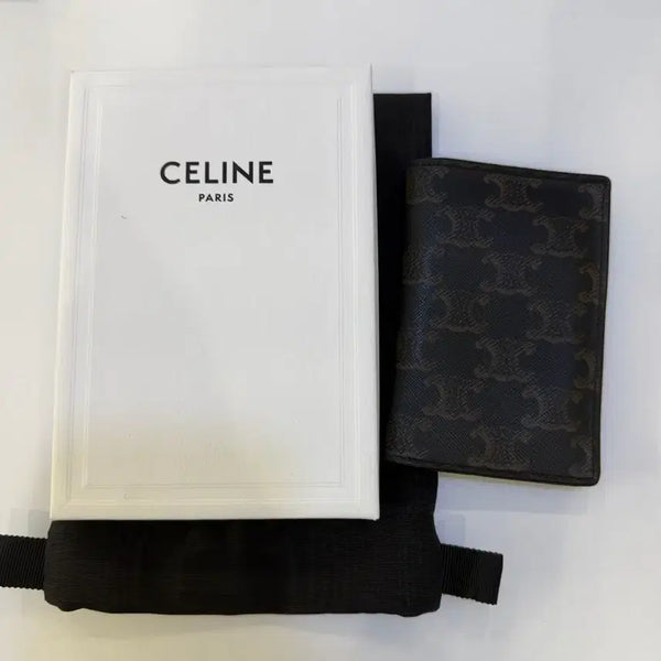 [BUNJANG] Celine Triomphe Canvas Vertical Card Holder Black / 셀린느 카드지갑 트리옹프 캔버스