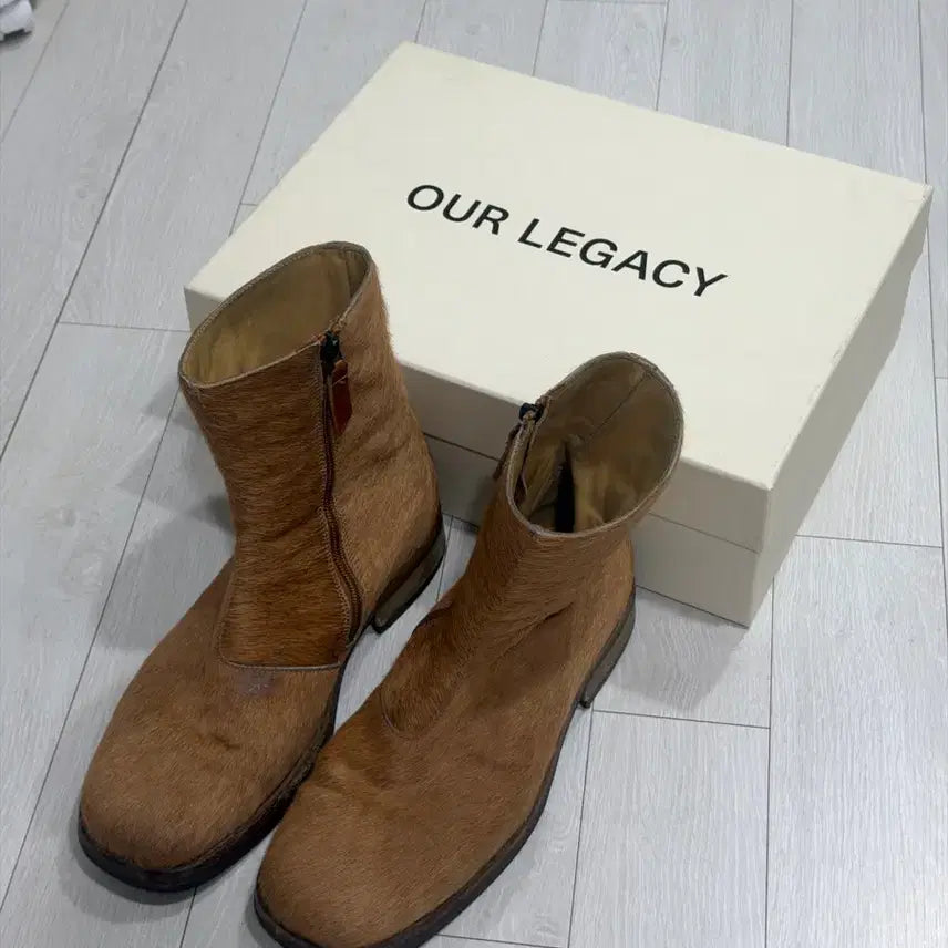 [BUNJANG] Our Legacy Kamion Pony Hair Boots Size 41 / 아워레가시 카미온 송치 41
