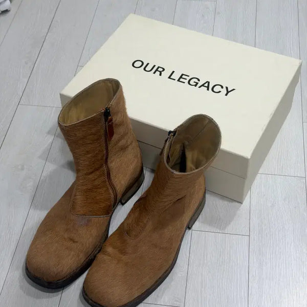 [BUNJANG] Our Legacy Kamion Pony Hair Boots Size 41 / 아워레가시 카미온 송치 41