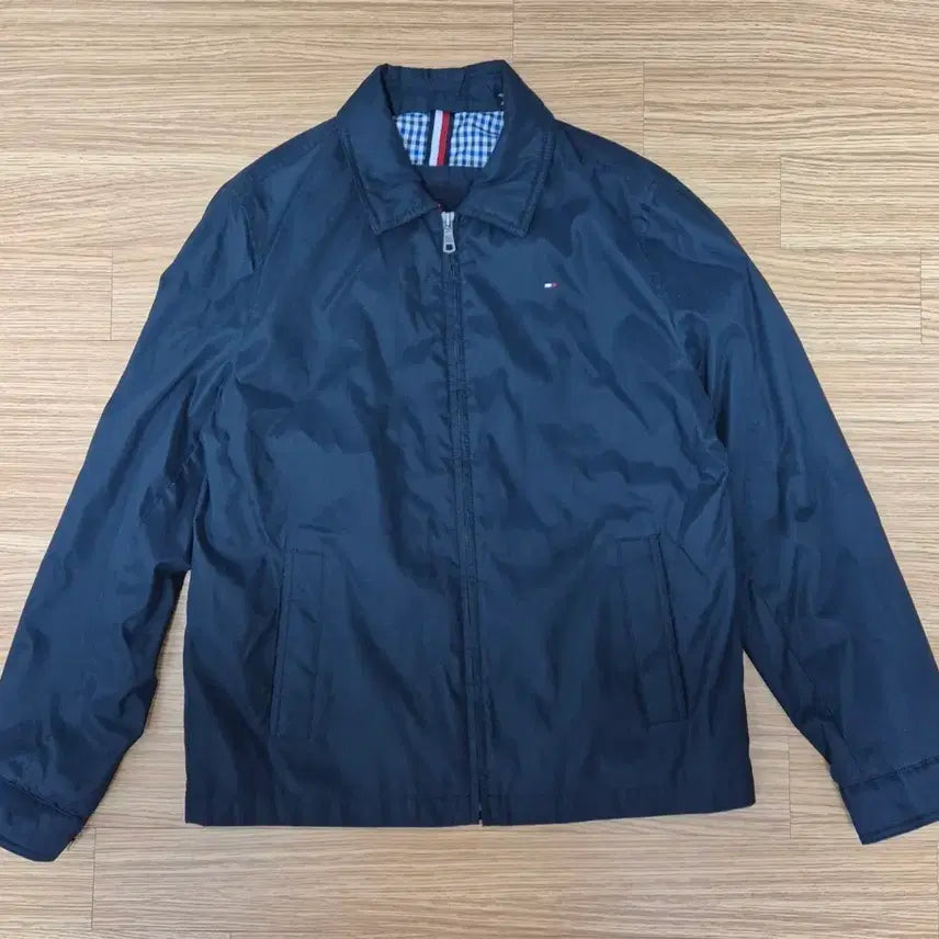 [BUNJANG] Tommy Hilfiger Windbreaker Jacket / 타미힐피거 바람막이 자켓