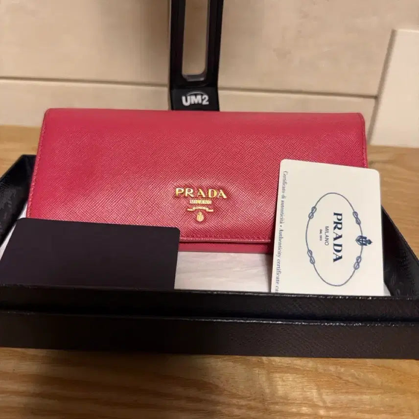 [BUNJANG] Prada Long Wallet Pink Gold Logo / 프라다 장지갑(정품)