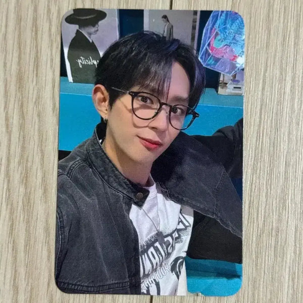 [BUNJANG] DarkB D.ONE DARK STRANGE Encore Concert MD Lucky Draw Photocard / 다크비 디원 DARK STRANGE 앵콜 콘서트 엠디 응원봉 특전 포카