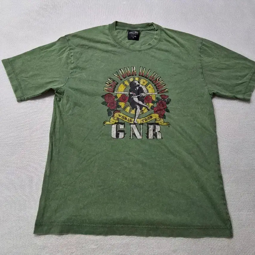 [BUNJANG] Guns N' Roses Use Your Illusion World Tour T-Shirt Size 100 / 건즈앤로지스 Use Your Illusion 탑텐 반팔티 100
