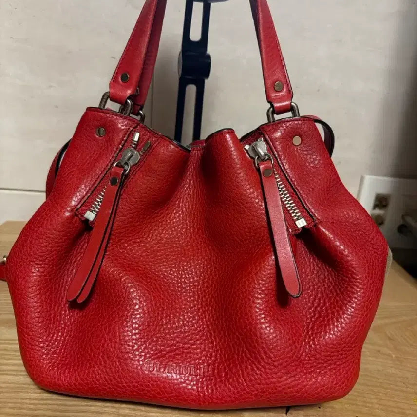 [BUNJANG] Burberry Leather Bucket Bag / 버버리 레더 버킷백(정품)