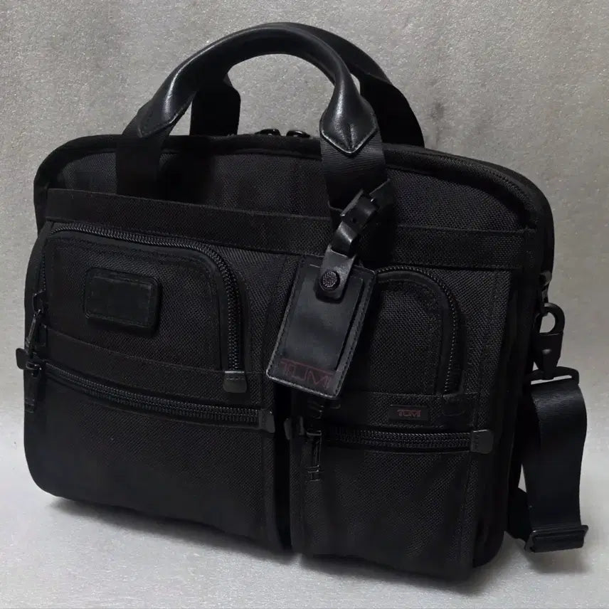 [BUNJANG] TUMI Alpha 2 T-Pass Medium Screen Laptop Briefcase / 투미 TUMI 알파2 티패스 미디움 스크린 랩탑 26516DH 서류가방