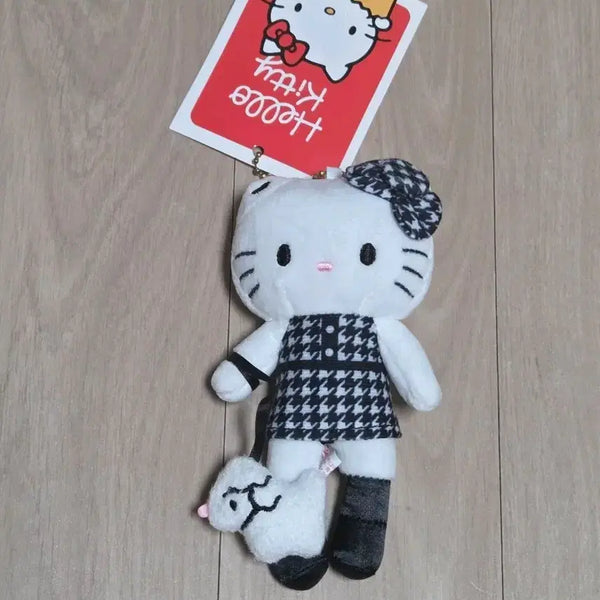 [BUNJANG] Hello Kitty Long Legs Doll Keychain with Puppy Charm / 헬로키티 롱다리 인형 키링