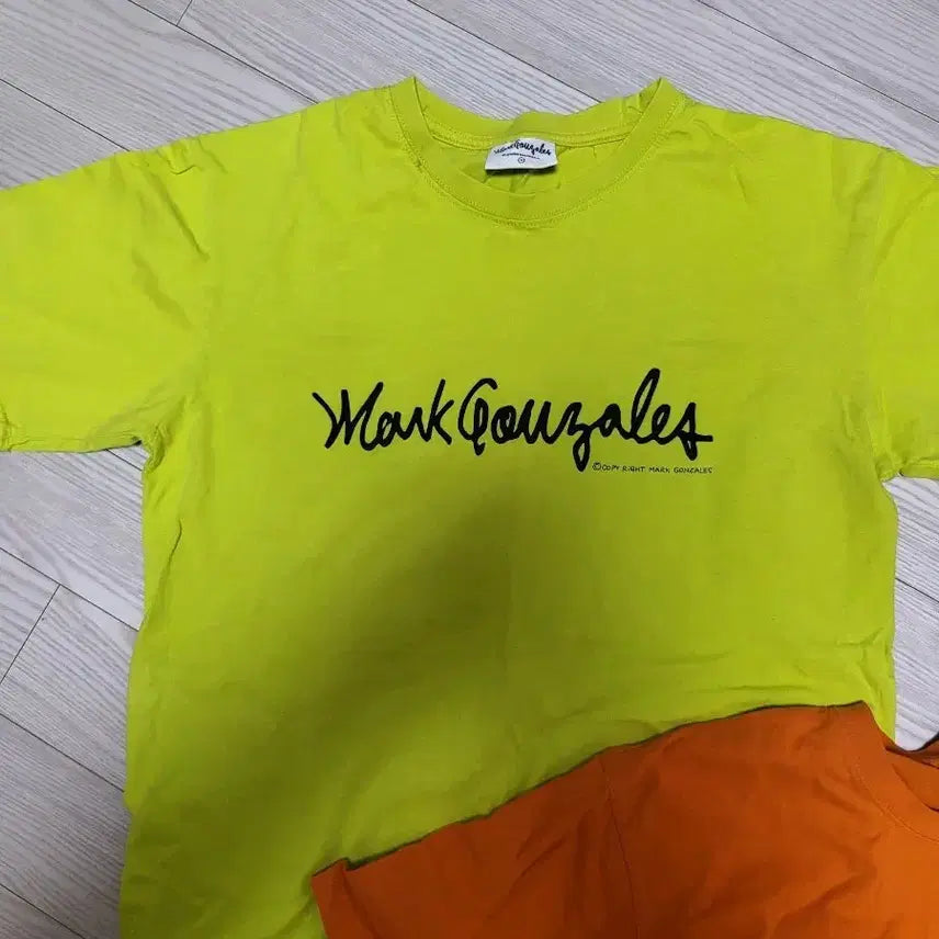 [BUNJANG] Mark Gonzales Short-Sleeve T-Shirt Set (Fluorescent Lime / Orange) / 마크 곤잘레스 반팔티 2장 (형광 라임 / 오렌지) 세트
