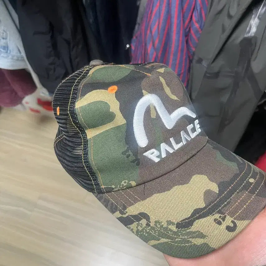 [BUNJANG] Evisu Palaces Trucker Cap / OS 팔라스 에비수 트러커 캡