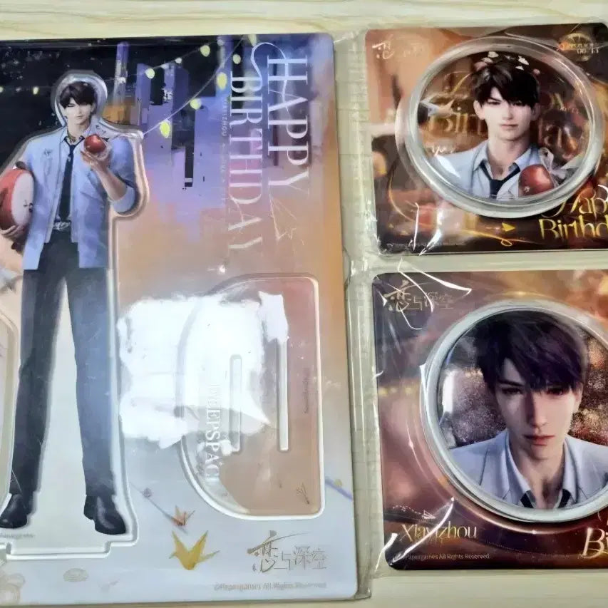 [BUNJANG] Love and Deep Space Huai Zhou Birthday Badge & Acrylic Stand Bundle Set / (일괄 판매) 하우주 아크릴 스탠드 생일 뱃지 러브앤딥스페이스 럽딥