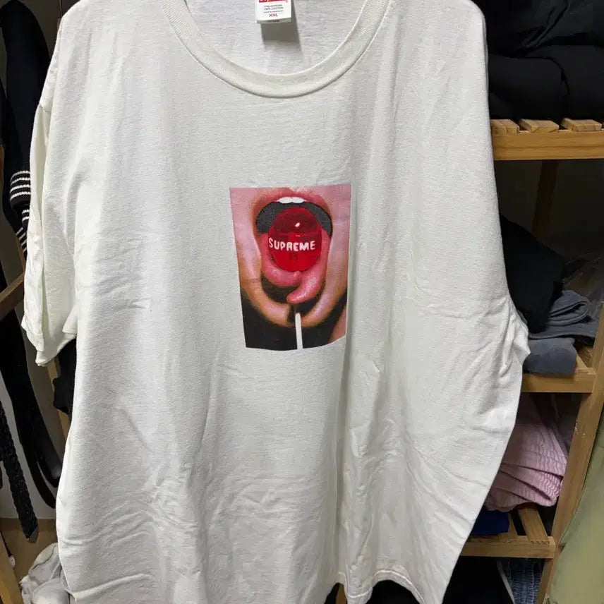 [BUNJANG] Supreme Lollipop T-Shirt White / 슈프림 롤리팝 티셔츠 화이트 - 24FW