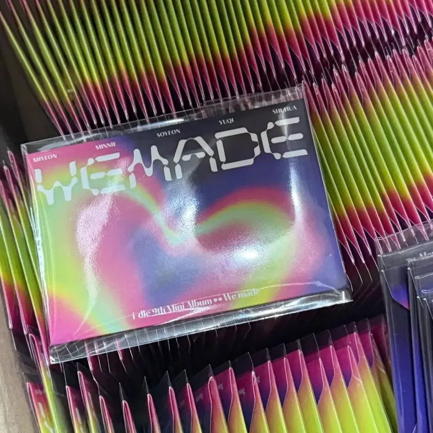 [BUNJANG] (G)I-DLE 'I NEVER DIE' Sealed Album Photocard / 현물 아이들 미개봉 앨범 We made 포카 앨범