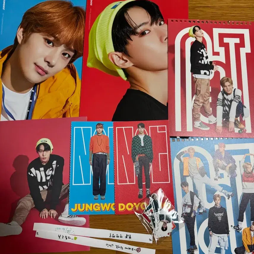 [BUNJANG] NCT 2019 Season's Greetings Doyoung Jungwoo Split Set / 반택비포함) 엔시티 2019 시즌그리팅 도영 정우 분철본