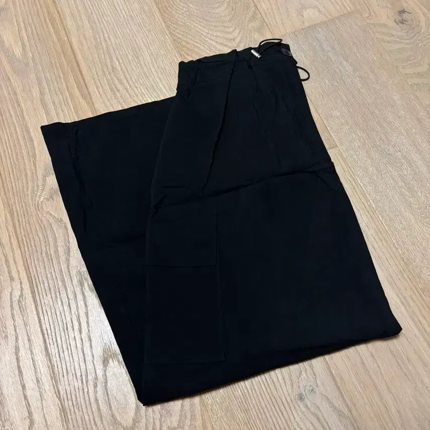 [BUNJANG] Nylon String Cargo Skirt / 나일론 스트링 카고 스커트
