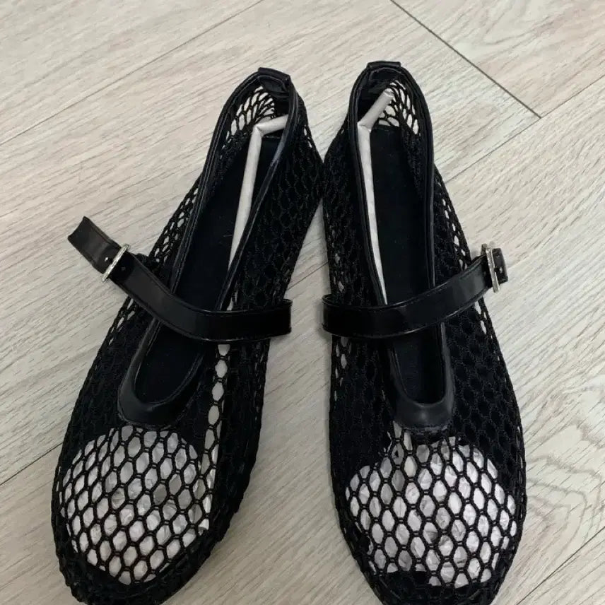[BUNJANG] Mesh Flat Shoes Size 250 / 메쉬 플랫 250