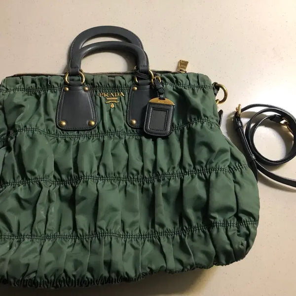 [BUNJANG] Prada Gauffre Nylon Tote Bag Khaki / 프라다 고프레 나일론 토트백 카키
