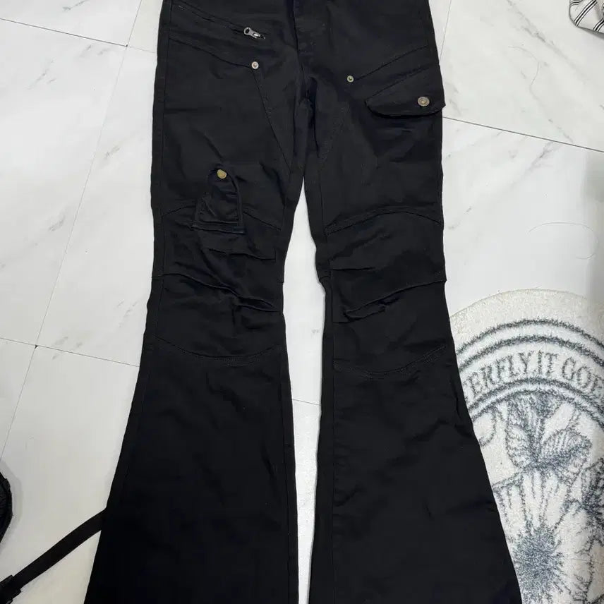 [BUNJANG] Black Flare Pants - Bootcut Jeans / 블랙 플레어 팬츠 M 플로어 진 부츠컷 청바지