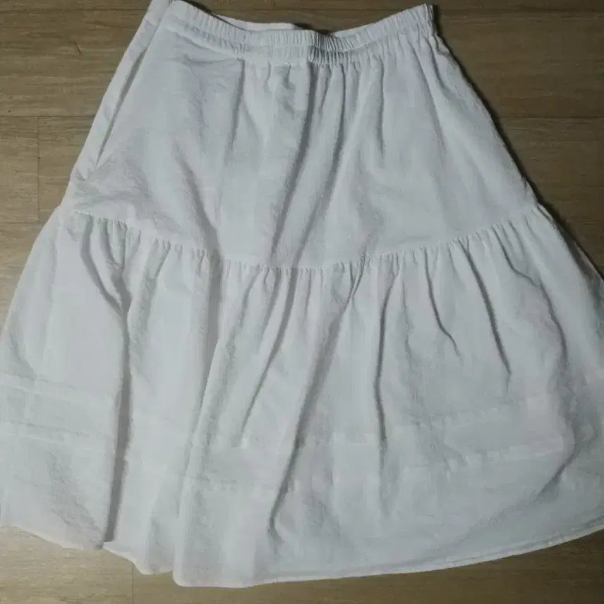 [BUNJANG] Home Shopping Skirt & T-shirt Set - Size S / 의류 정리해요(스커트,반팔)