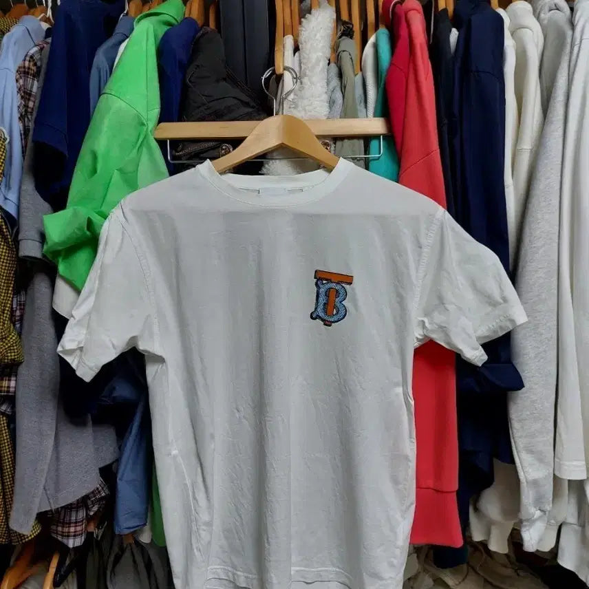 [BUNJANG] Burberry TB Logo Monogram Motif Short Sleeve T-Shirt White / 버버리 TB 로고 모노그램 모티프 반팔티 화이트 실측M