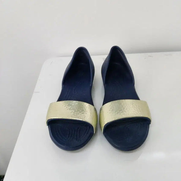 [BUNJANG] Crocs Lina Embellished Dorsay Flat Sandals Navy / 크록스 리나 엠벨리쉬드 도르세이 플랫샌들 W7 6G3