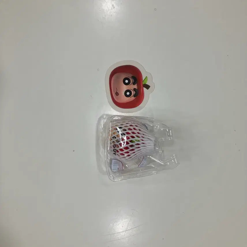[BUNJANG] Crayon Shin-chan Fruit Face Gacha Figure - Apple / [개봉] 짱구 과일 얼굴 가챠 피규어 사과 짱구