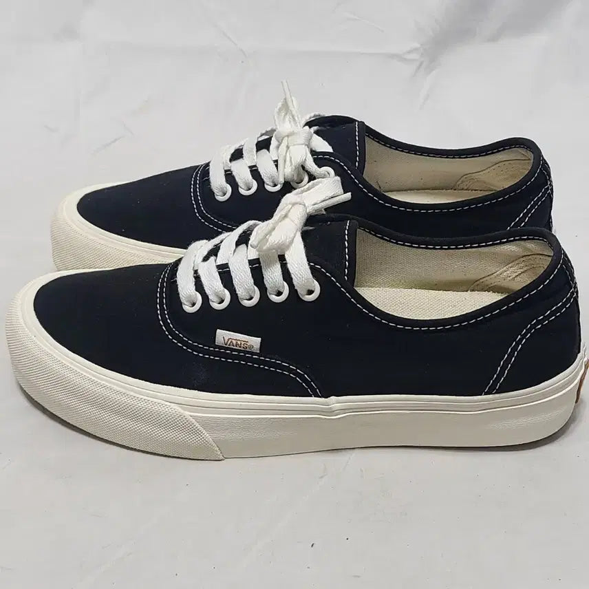[BUNJANG] Vans Authentic VR3 Sneakers Black / 1) 260 반스 어센틱 VR3 블랙 A급