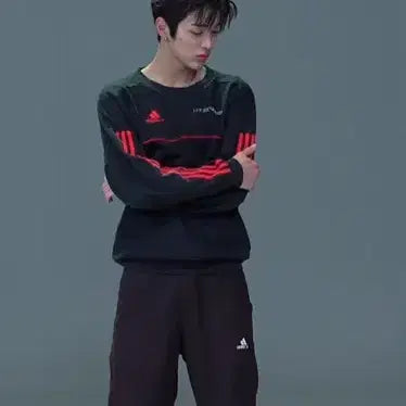 [BUNJANG] Gosha Rubchinskiy x Adidas Crewneck Sweatshirt / [M] 고샤 루브친스키 아디다스 크루넥 맨투맨 코르티스 건호착