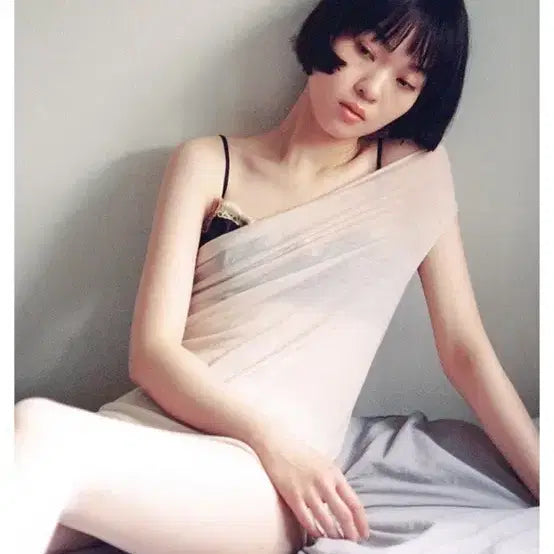 [BUNJANG] Moringga One-Shoulder Cut-Off Top - Rose / 모링가 원숄더 컷오프 탑 로즈