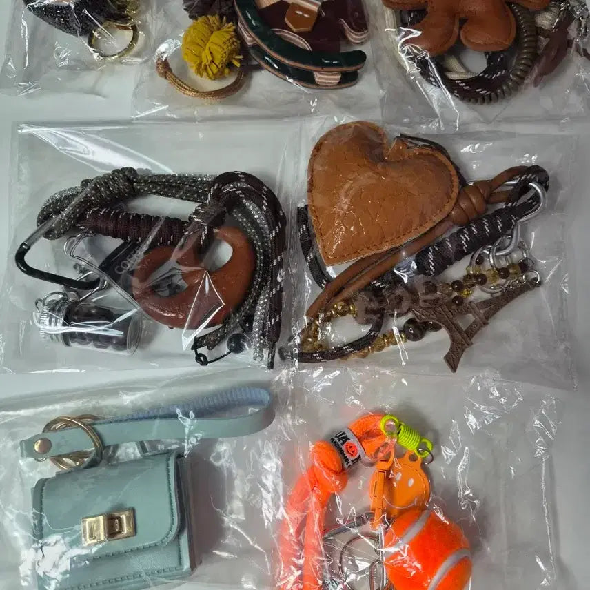 [BUNJANG] Leather, Beaded, Mini Bag, Baseball Keychain Set / 새상품 가죽 주렁이키링 비즈키링 미니가방키링 야구공키링