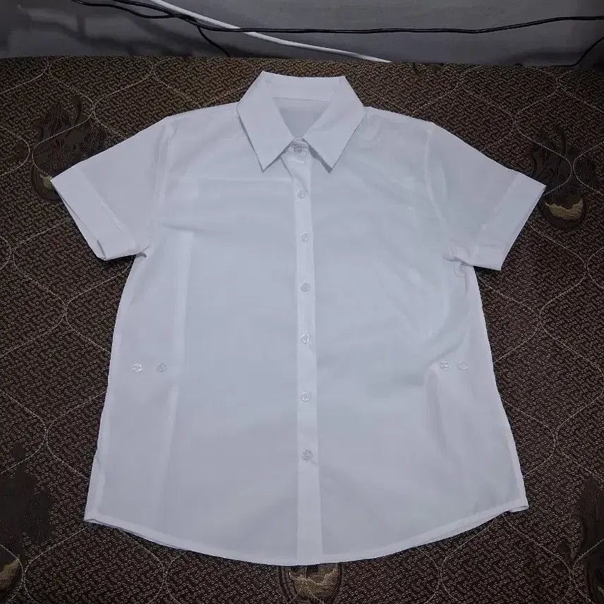 [BUNJANG] White Short Sleeve Collar Blouse Shirt / 기본 화이트 반팔 카라 블라우스 셔츠