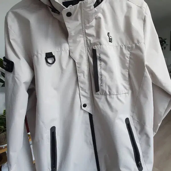 [BUNJANG] Hazzys Golf Windbreaker Beige Size 95 / 헤지스 골프바람막이 베이지 95