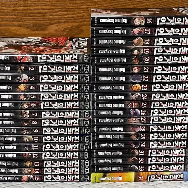 [BUNJANG] Attack on Titan Complete Manga Set / 진격의 거인 만화책 전권 팝니다!