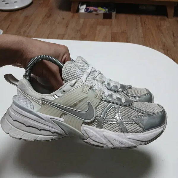[BUNJANG] Nike C3K White Silver Sneakers (240) / 나이키c3k 화이트 실버 240