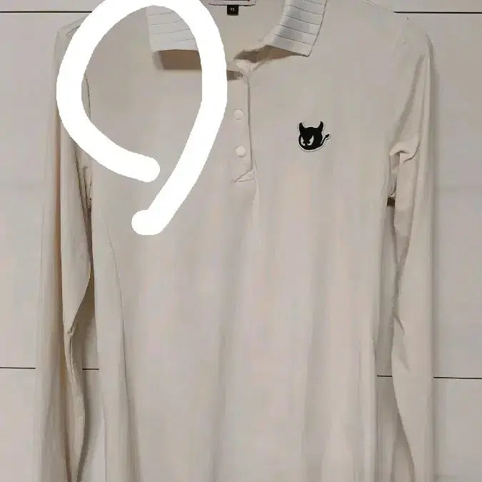 [BUNJANG] WAAC Women's Golf Shirt Ivory XS / WAAC 와코 골프웨어 셔츠 아이보리 XS 앞면미세얼룩