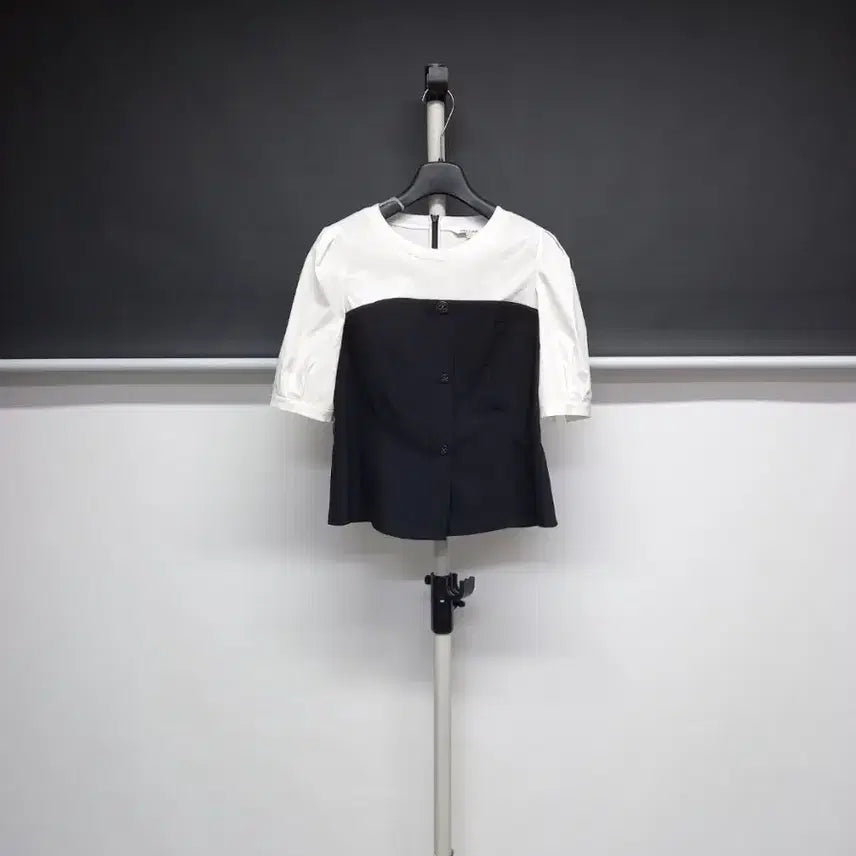 [BUNJANG] Nice Claup Spring Summer Knit Cotton Blend Blouse / 나이스클랍 춘하 니트 면 블라우스 55