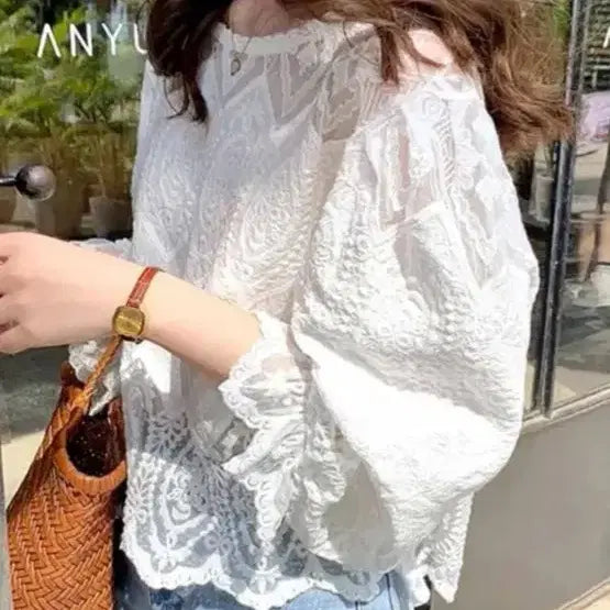 [BUNJANG] Lace Blouse / 새옷 여리여리 레이스 블라우스