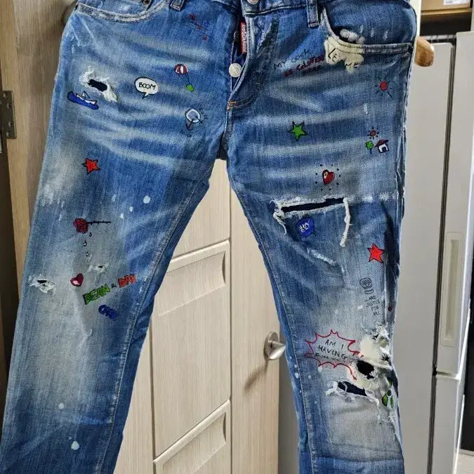[BUNJANG] DSQUARED2 Graphic Slim Fit Washed Denim Pants / 디스퀘어드2 그래픽 슬림핏 워싱 데님 팬츠 46(30)