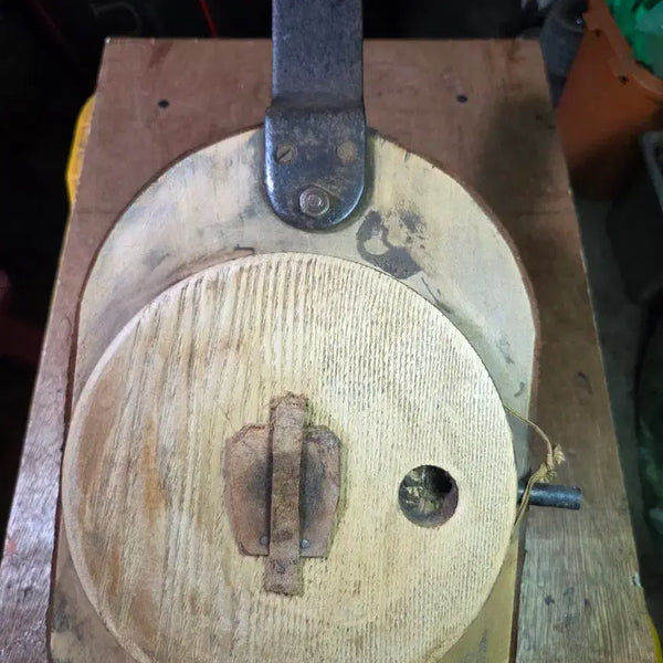 [BUNJANG] Antique Blacksmith's Bellows / 옛날 오래된  대장간  풍로