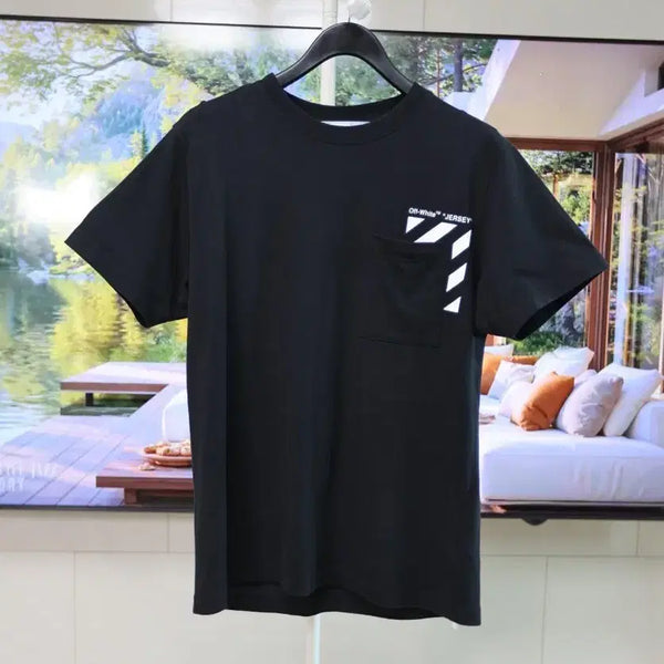 [BUNJANG] Off-White Striped Short Sleeve T-Shirt / 휴가 때 하나 챙겨가기 좋은 오프화이트 반팔