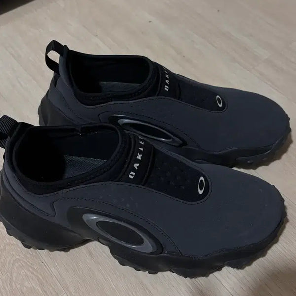 [BUNJANG] Oakley Edge Icon Blackout 230 Sports Shoes / 오클리 엣지 아이콘 블랙아웃 230