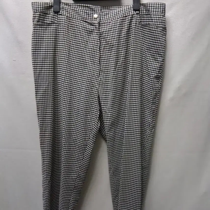 [BUNJANG] Checkered Pattern Slacks - Size 34 / 새상품 체크 바지 34사이즈