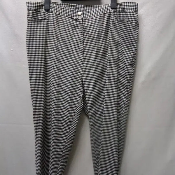 [BUNJANG] Checkered Pattern Slacks - Size 34 / 새상품 체크 바지 34사이즈