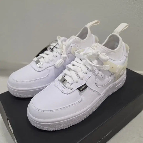 [BUNJANG] Nike x Undercover Air Force 1 Low SP White GORE-TEX Sneakers / 나이키 x 언더커버 에어포스 1 로우 SP 화이트 고어텍스 235