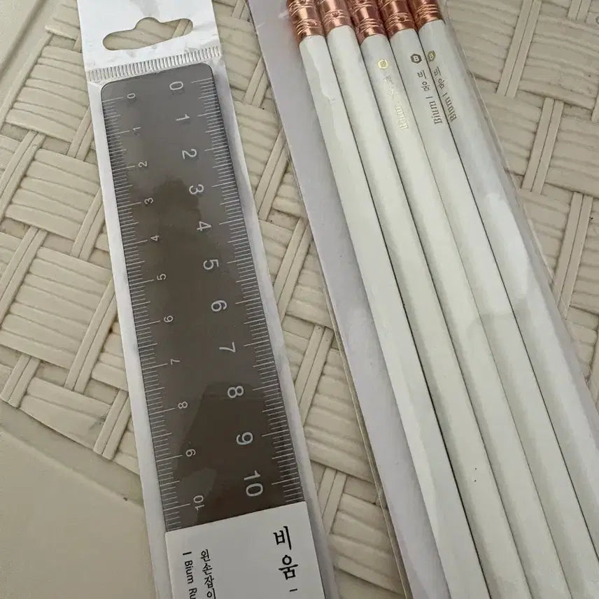 [BUNJANG] Beeum Pencil 5-Piece Set & 15cm Ruler / 비움 연필 5자루 세트 & 15cm 자